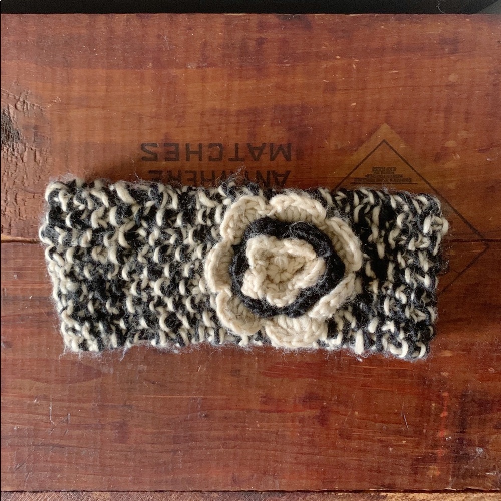 Women’s crochet flower winter headband